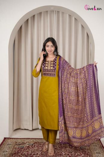 Dveeja sadhana 3pcs wholesale lucknowi kurti